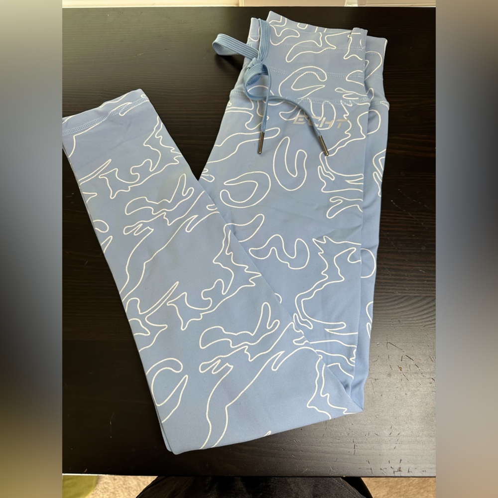 ECHT Blue and White Patterned Leggings